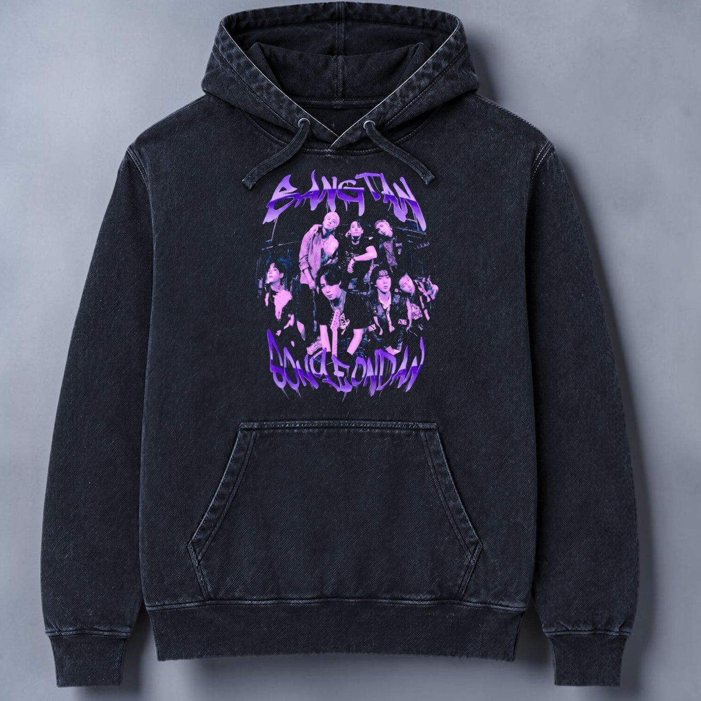 Polerón Canguro Acid Wash BTS Bangtan Sonyeondan, vista lateral - Oh My Merch Chile