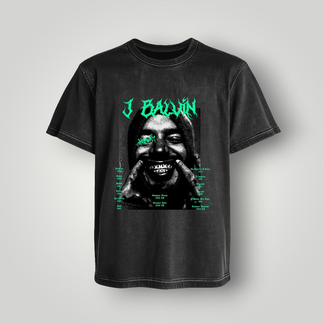 Polera Acid Wash J Balvin - Oh My Merch Chile, merch de banda y streetwear musical