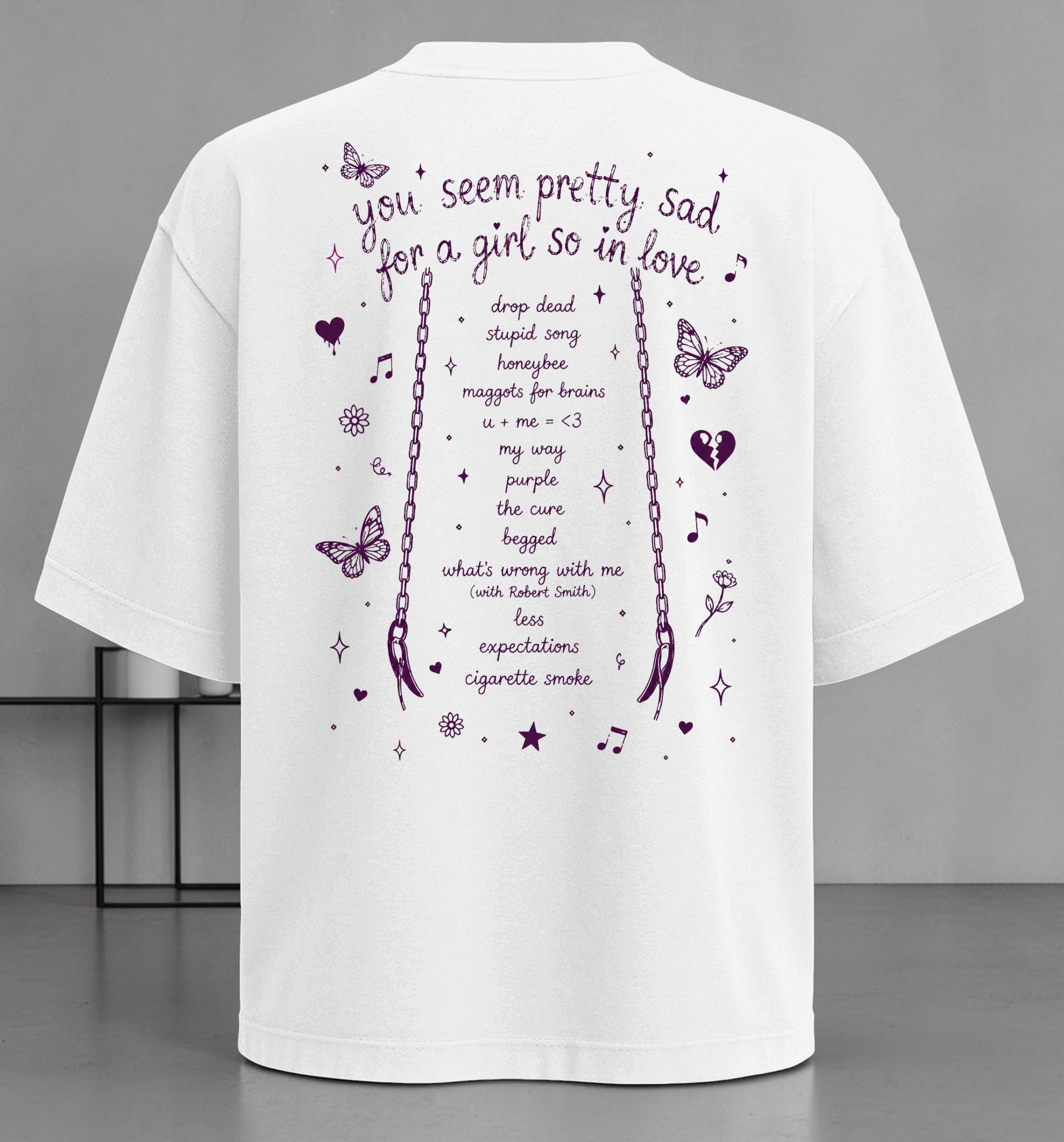 Polera "I'm Not Kissing Any Boy That Is Passive" - Olivia Rodrigo Cat Edition, detalle de la tela - Oh My Merch Chile