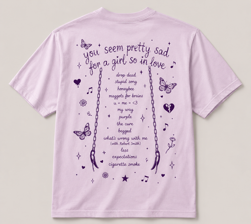 Polera rosa pastel "I'm Not Kissing Any Boy That Is Passive" - Olivia Rodrigo Cat Edition
