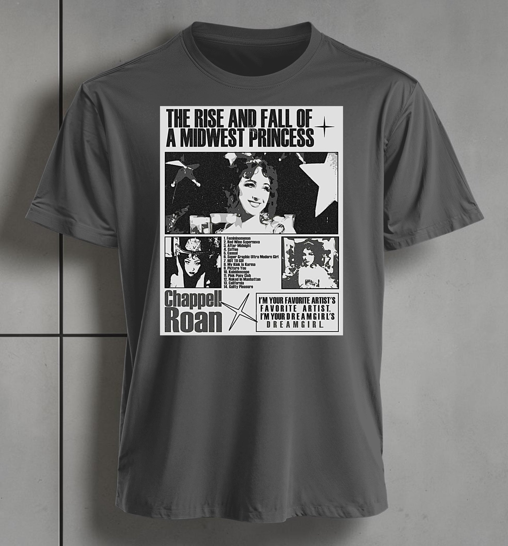 Polera Chappell Roan, detalle del estampado - Oh My Merch Chile