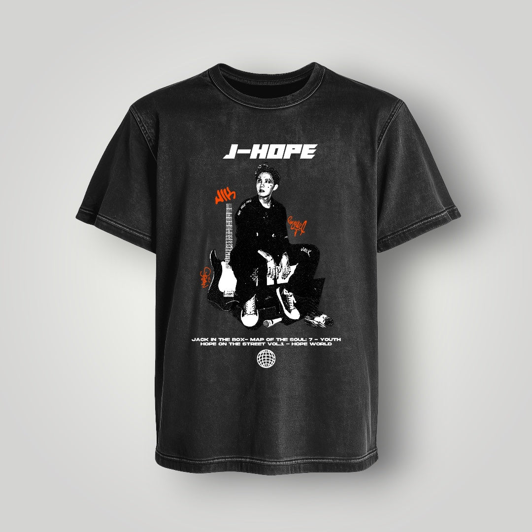 Polera Acid Wash J-Hope (BTS) - Oh My Merch Chile, merch de banda y streetwear musical