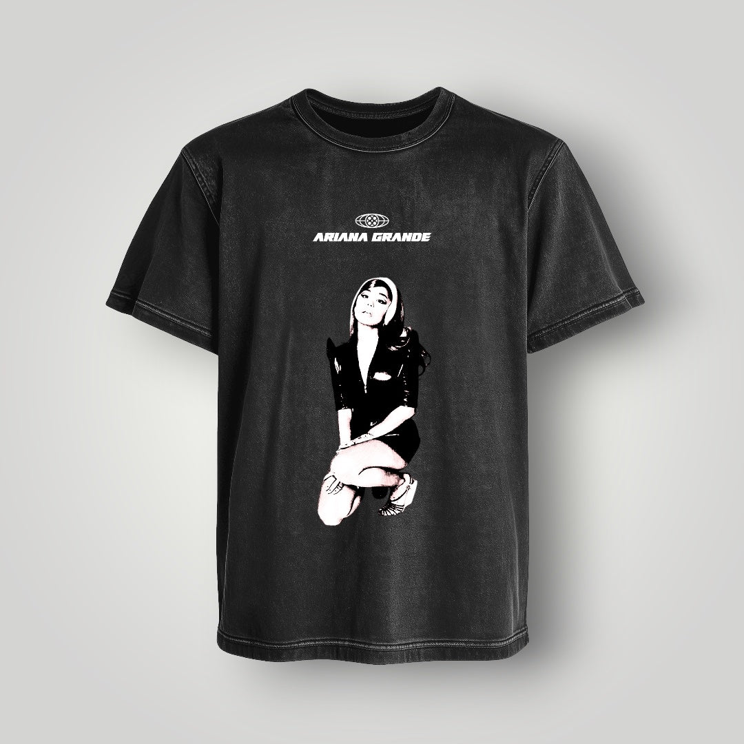 Polera Acid Wash Ariana Grande - Oh My Merch Chile, merch de banda y streetwear musical