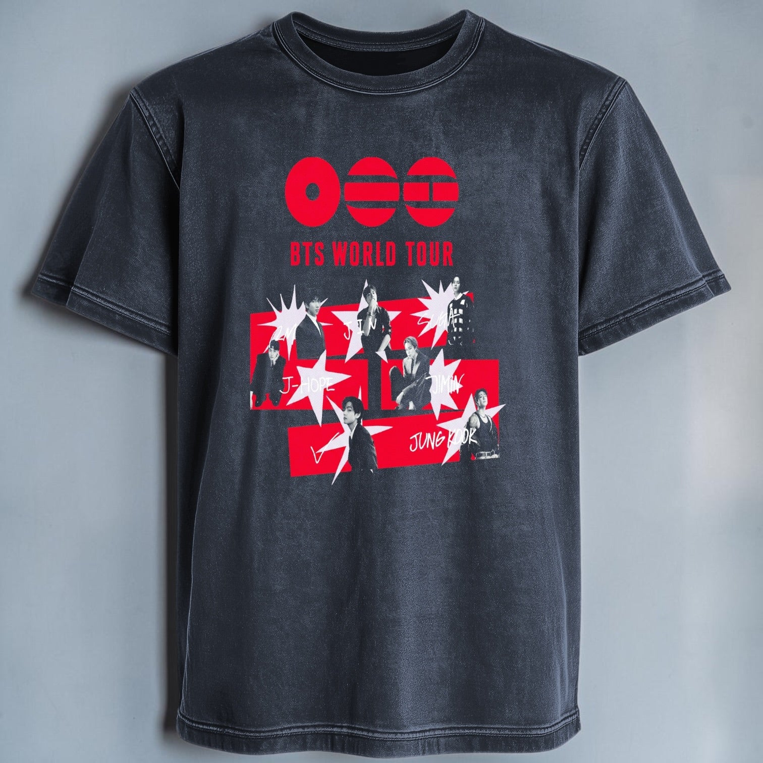 Polera Acid Wash BTS World Tour, vista lateral - Oh My Merch Chile