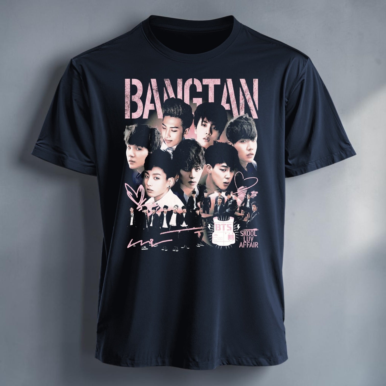 Polera Bangtan (BTS), detalle del estampado - Oh My Merch Chile